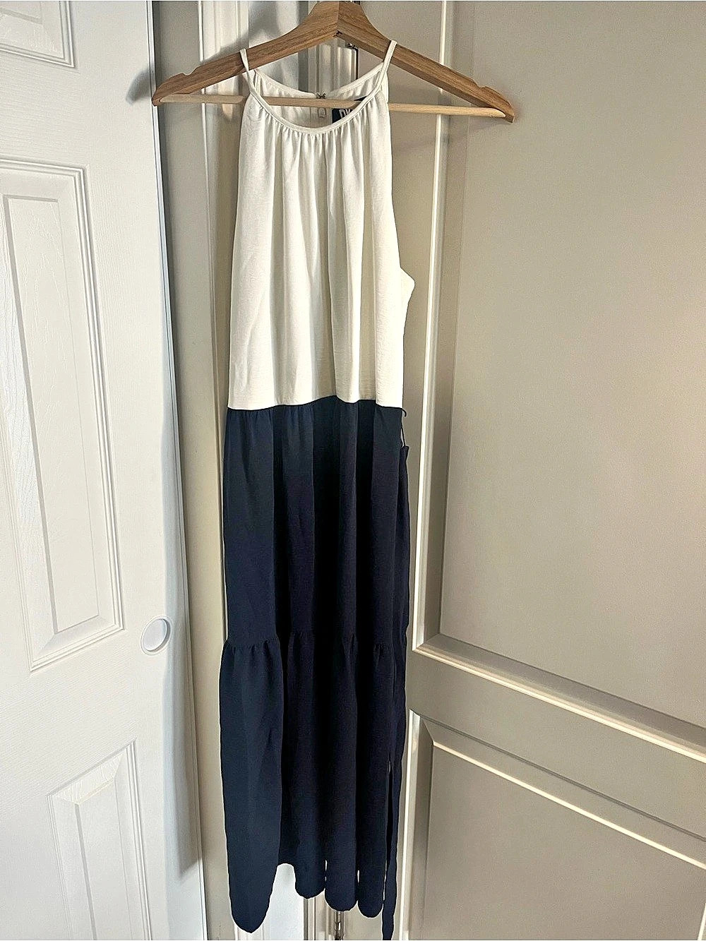 DKNY Color Block Maxi Dress in White & Black Size Medium